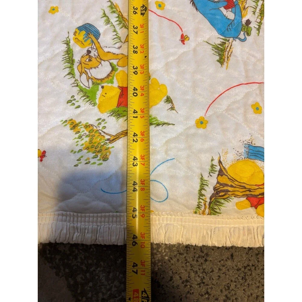 VTG Winnie The Pooh Tigger Eeyore Piglet AOP Quilted Ribbed Crib Baby Blanket